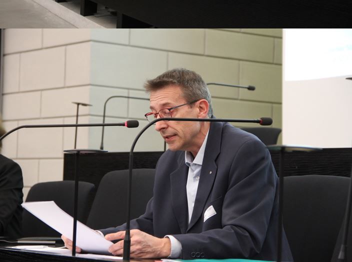 Der Präsident Serge Karrer begrüsst zur 111. Mitgliederversammlung